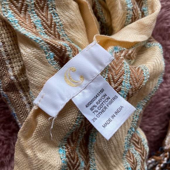 Fashion Scarf - Picture 3 of 4